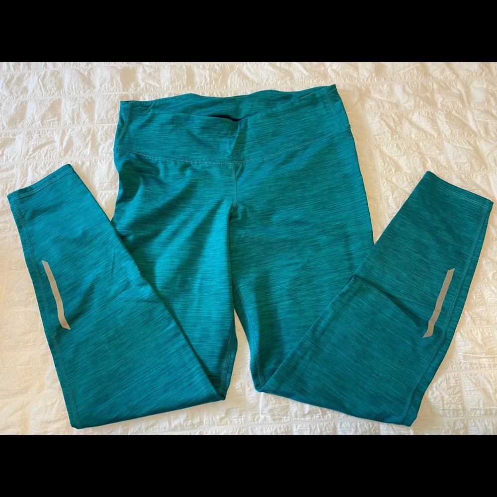 Old Navy activewear leggings
